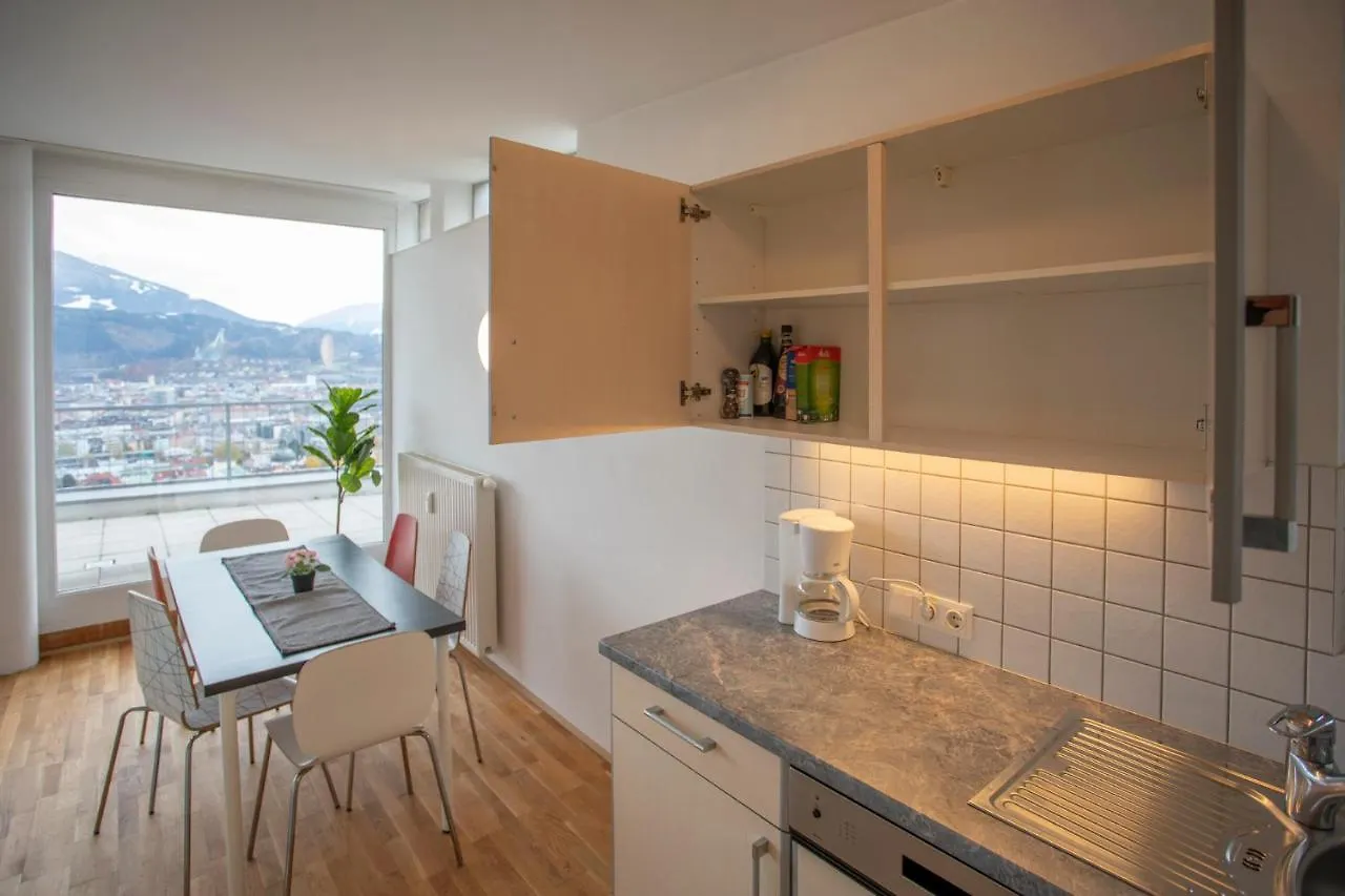 Hilltop Innsbruck Apartment I Free Parking
