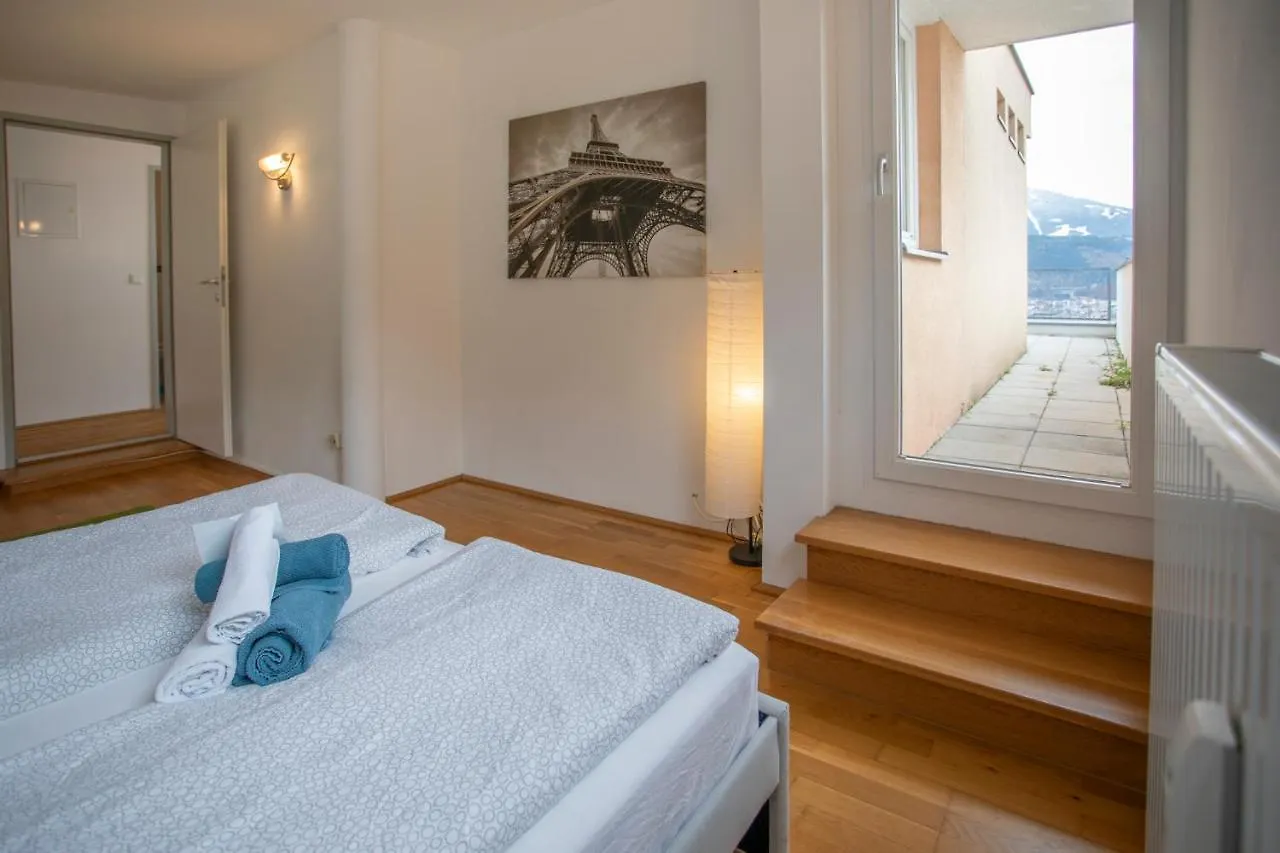 Hilltop Innsbruck Apartment I Free Parking Austria